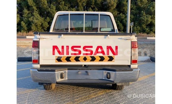 Buy Import Nissan Pickup White Car in Import - Dubai in Ashanti Buy Import Nissan Pickup White Car in Import - Dubai in Ashanti