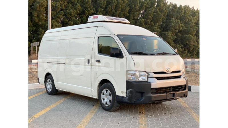 Big with watermark toyota hiace ashanti import dubai 14962