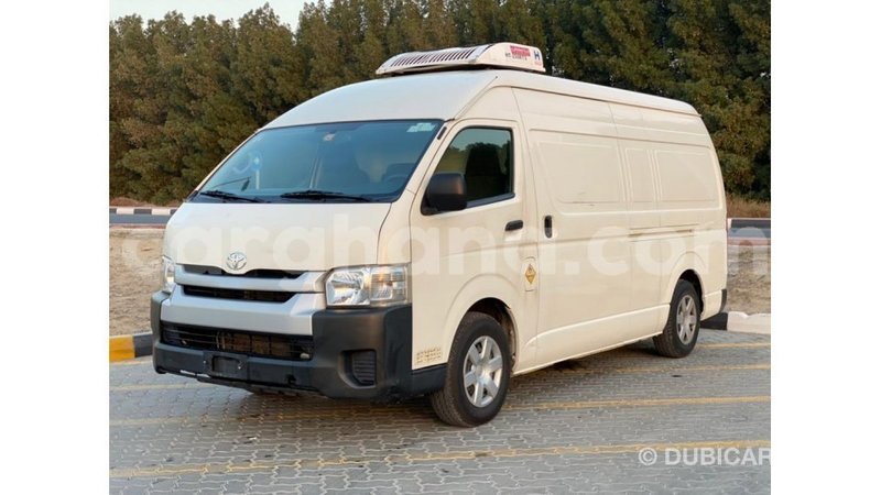 Big with watermark toyota hiace ashanti import dubai 14962