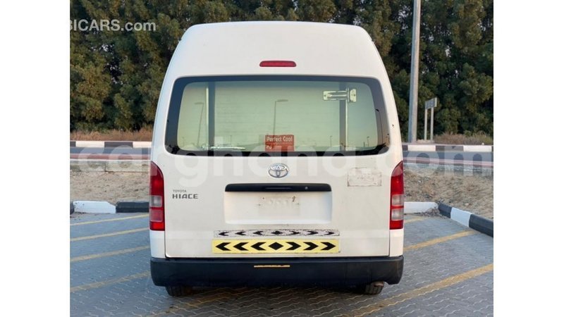 Big with watermark toyota hiace ashanti import dubai 14962