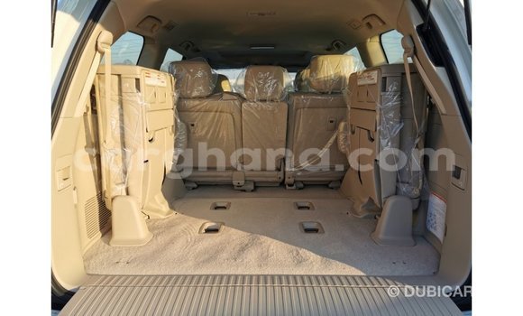 Ra Imported Toyota Land Cruiser funfun Ọkọ̀ in Import - Dubai ni Ashanti Ra Imported Toyota Land Cruiser funfun Ọkọ̀ in Import - Dubai ni Ashanti