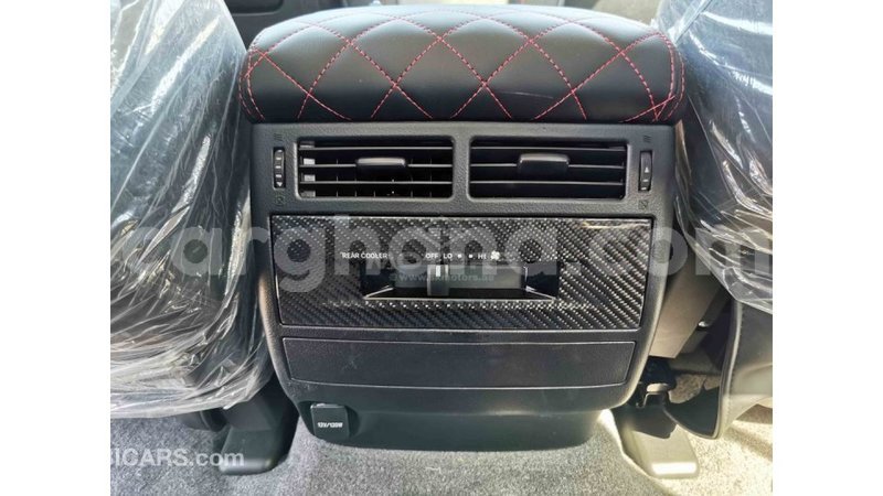 Big with watermark toyota land cruiser ashanti import dubai 15005