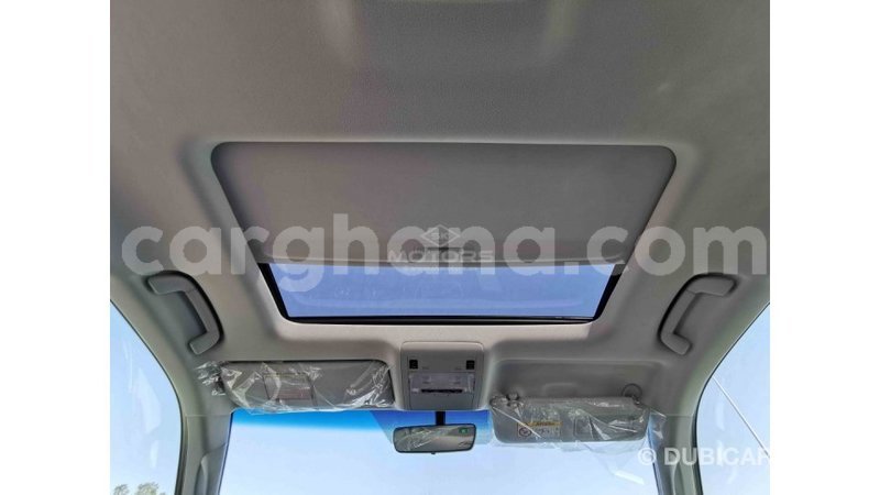 Big with watermark toyota land cruiser ashanti import dubai 15005