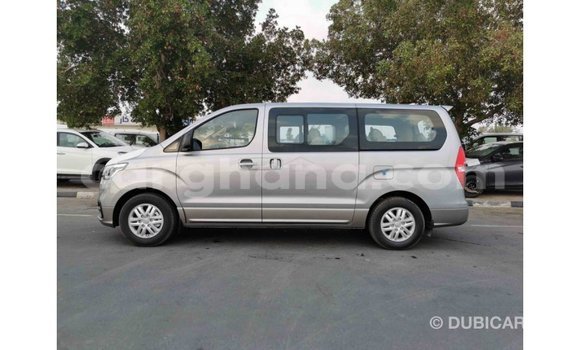 Buy Import Hyundai Accent Other Car in Import - Dubai in Ashanti Buy Import Hyundai Accent Other Car in Import - Dubai in Ashanti