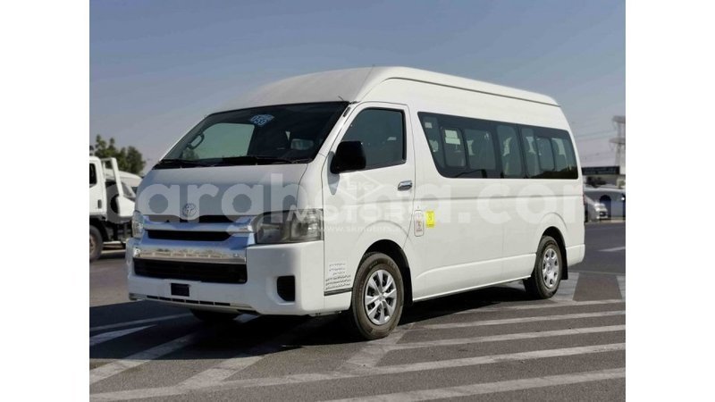 Big with watermark toyota hiace ashanti import dubai 15015