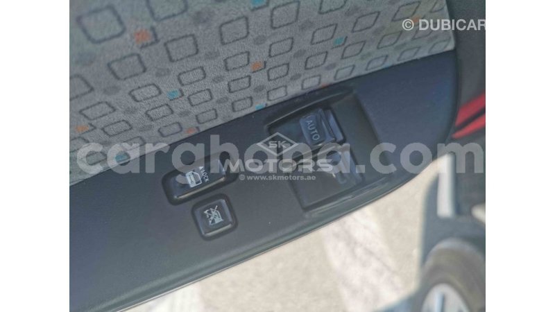 Big with watermark toyota hiace ashanti import dubai 15015