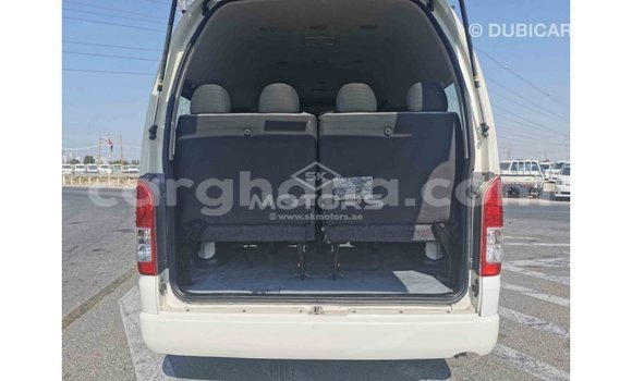 Buy Import Toyota Hiace White Car in Import - Dubai in Ashanti Buy Import Toyota Hiace White Car in Import - Dubai in Ashanti