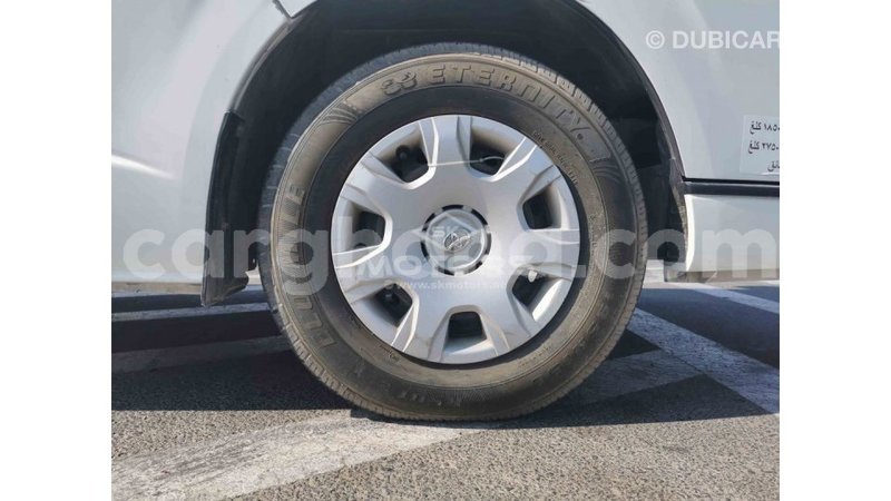 Big with watermark toyota hiace ashanti import dubai 15015