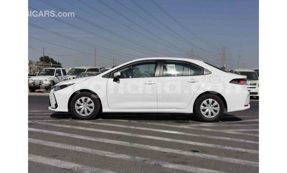 Buy Import Toyota Corolla White Car in Import - Dubai in Ashanti Buy Import Toyota Corolla White Car in Import - Dubai in Ashanti