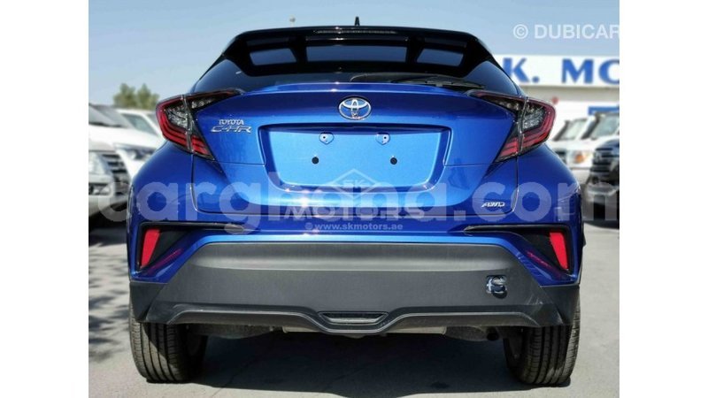 Big with watermark toyota c hr ashanti import dubai 15021