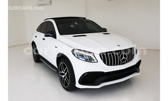 Sayi Imported Mercedes-Benz A200 White Mota in Import - Dubai a Ashanti Sayi Imported Mercedes-Benz A200 White Mota in Import - Dubai a Ashanti