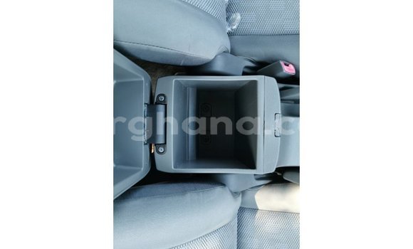 Sayi Imported Toyota Hilux White Mota in Import - Dubai a Ashanti Sayi Imported Toyota Hilux White Mota in Import - Dubai a Ashanti