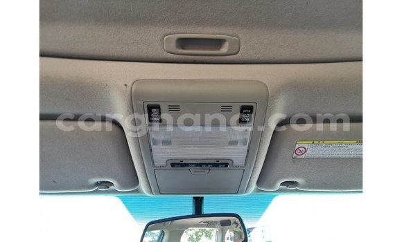 Buy Import Toyota Land Cruiser White Car in Import - Dubai in Ashanti Buy Import Toyota Land Cruiser White Car in Import - Dubai in Ashanti