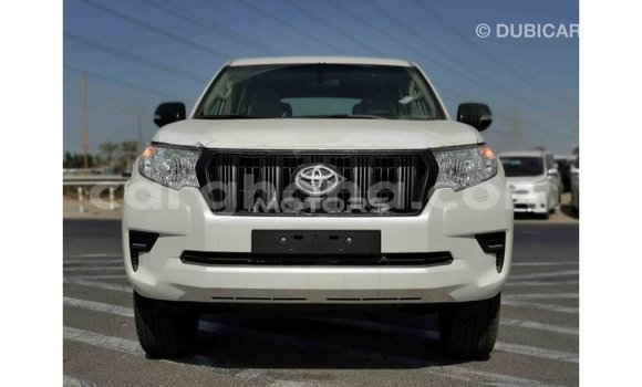 Sayi Imported Toyota Prado White Mota in Import - Dubai a Ashanti Sayi Imported Toyota Prado White Mota in Import - Dubai a Ashanti