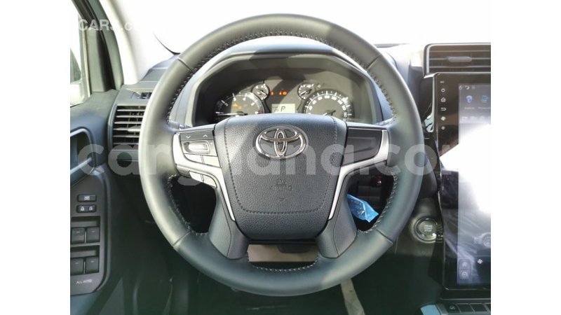 Big with watermark toyota prado ashanti import dubai 15052