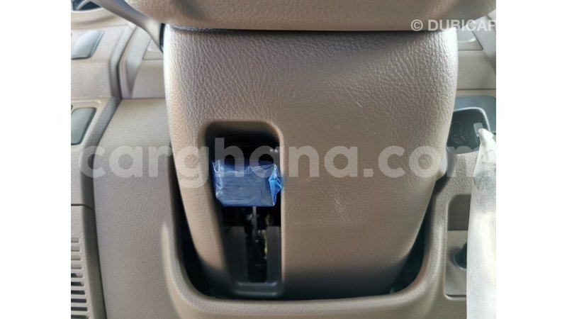 Big with watermark toyota land cruiser ashanti import dubai 15061