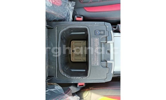 Buy Import Toyota Land Cruiser White Car in Import - Dubai in Ashanti Buy Import Toyota Land Cruiser White Car in Import - Dubai in Ashanti