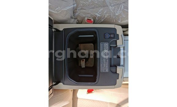 Ra Imported Toyota Land Cruiser funfun Ọkọ̀ in Import - Dubai ni Ashanti Ra Imported Toyota Land Cruiser funfun Ọkọ̀ in Import - Dubai ni Ashanti