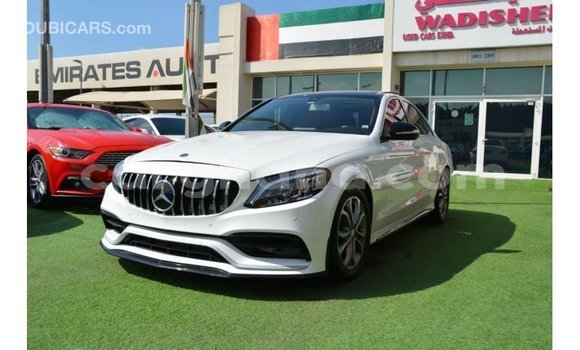 Sayi Imported Mercedes-Benz A200 White Mota in Import - Dubai a Ashanti Sayi Imported Mercedes-Benz A200 White Mota in Import - Dubai a Ashanti