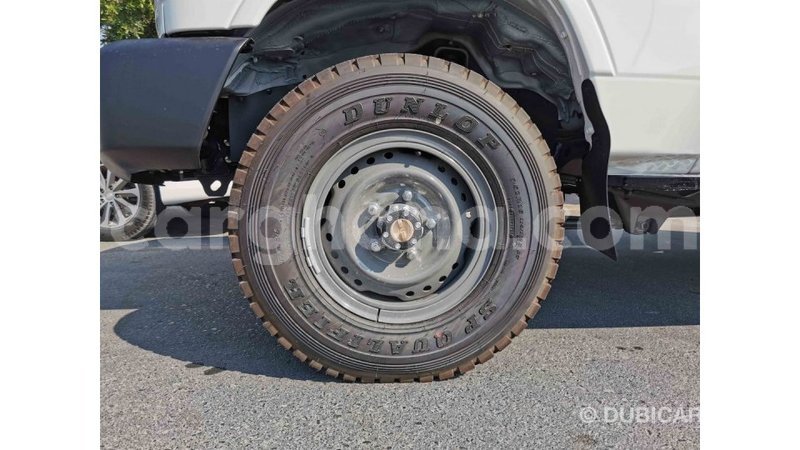 Big with watermark toyota land cruiser ashanti import dubai 15092