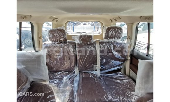 Ra Imported Toyota Land Cruiser Alagara Ọkọ̀ in Import - Dubai ni Ashanti Ra Imported Toyota Land Cruiser Alagara Ọkọ̀ in Import - Dubai ni Ashanti