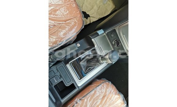 Ra Imported Toyota Prado funfun Ọkọ̀ in Import - Dubai ni Ashanti Ra Imported Toyota Prado funfun Ọkọ̀ in Import - Dubai ni Ashanti