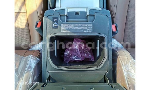 Buy Import Toyota Land Cruiser Black Car in Import - Dubai in Ashanti Buy Import Toyota Land Cruiser Black Car in Import - Dubai in Ashanti
