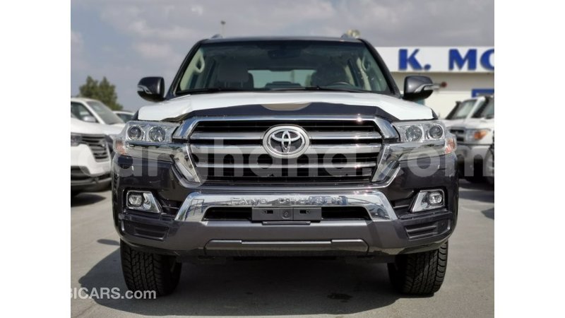 Big with watermark toyota land cruiser ashanti import dubai 15155