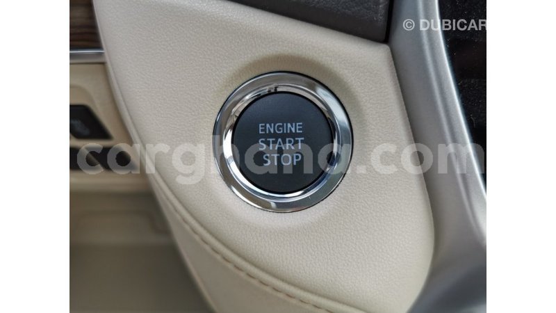 Big with watermark toyota land cruiser ashanti import dubai 15155