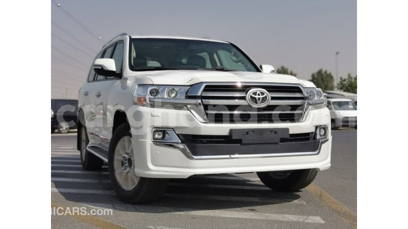 Big with watermark toyota land cruiser ashanti import dubai 15156