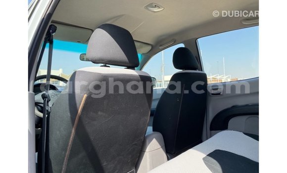 Ra Imported Mitsubishi L200 funfun Ọkọ̀ in Import - Dubai ni Ashanti Ra Imported Mitsubishi L200 funfun Ọkọ̀ in Import - Dubai ni Ashanti