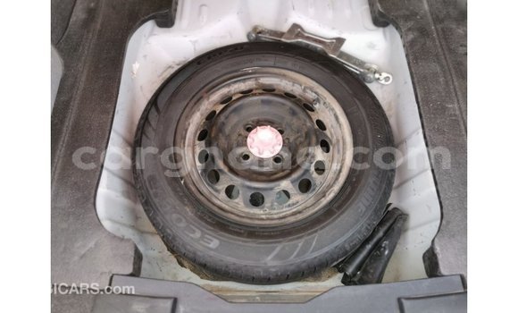 Buy Import Toyota Yaris White Car in Import - Dubai in Ashanti Buy Import Toyota Yaris White Car in Import - Dubai in Ashanti