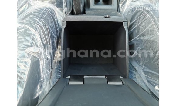 Sayi Imported Toyota Hilux White Mota in Import - Dubai a Ashanti Sayi Imported Toyota Hilux White Mota in Import - Dubai a Ashanti