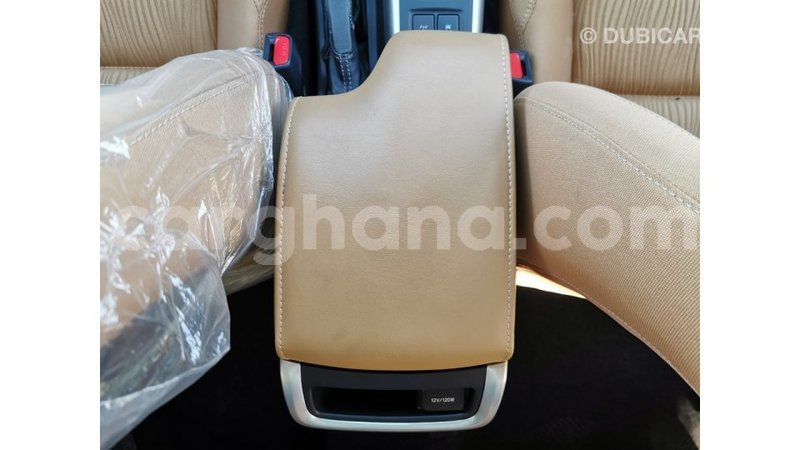 Big with watermark toyota fortuner ashanti import dubai 15207