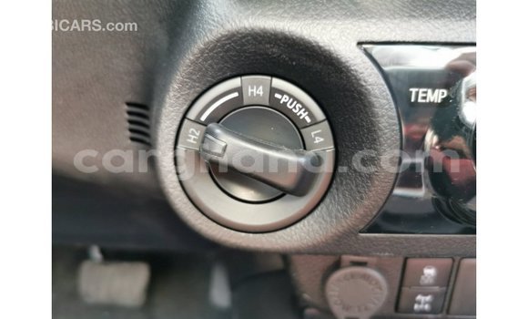 Buy Import Toyota Hilux White Car in Import - Dubai in Ashanti Buy Import Toyota Hilux White Car in Import - Dubai in Ashanti