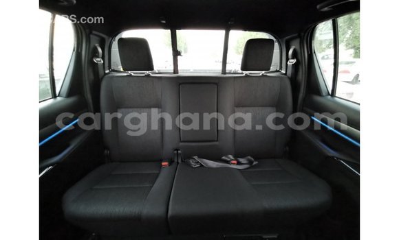 Buy Import Toyota Hilux White Car in Import - Dubai in Ashanti Buy Import Toyota Hilux White Car in Import - Dubai in Ashanti