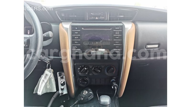 Big with watermark toyota fortuner ashanti import dubai 15220