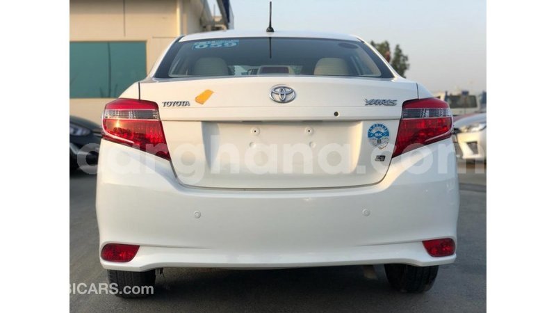 Big with watermark toyota yaris ashanti import dubai 15228