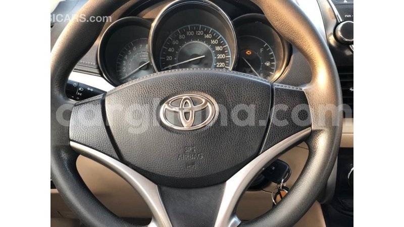 Big with watermark toyota yaris ashanti import dubai 15228