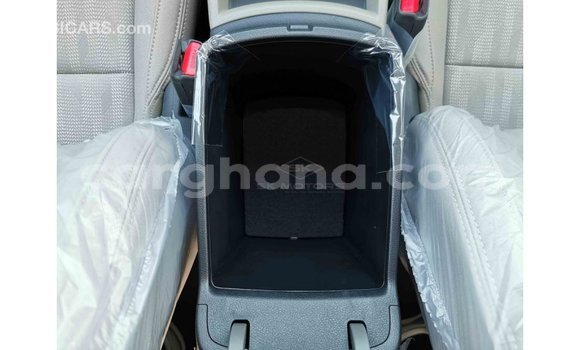 Sayi Imported Kia Sportage White Mota in Import - Dubai a Ashanti Sayi Imported Kia Sportage White Mota in Import - Dubai a Ashanti