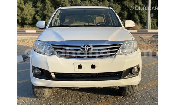 Buy Import Toyota Fortuner White Car in Import - Dubai in Ashanti Buy Import Toyota Fortuner White Car in Import - Dubai in Ashanti