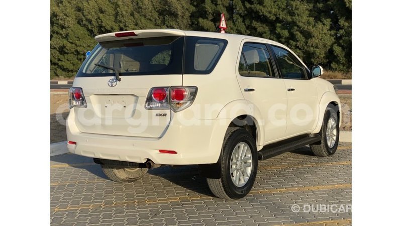 Big with watermark toyota fortuner ashanti import dubai 15258