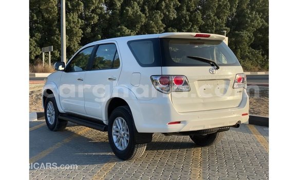Buy Import Toyota Fortuner White Car in Import - Dubai in Ashanti Buy Import Toyota Fortuner White Car in Import - Dubai in Ashanti