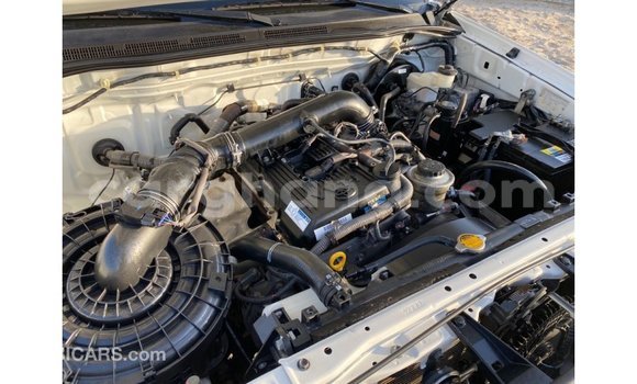 Buy Import Toyota Fortuner White Car in Import - Dubai in Ashanti Buy Import Toyota Fortuner White Car in Import - Dubai in Ashanti