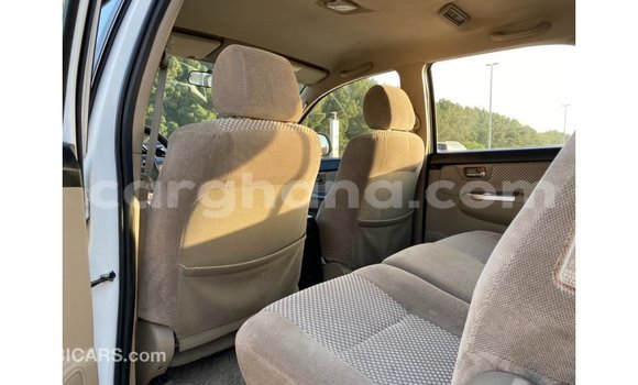 Buy Import Toyota Fortuner White Car in Import - Dubai in Ashanti Buy Import Toyota Fortuner White Car in Import - Dubai in Ashanti