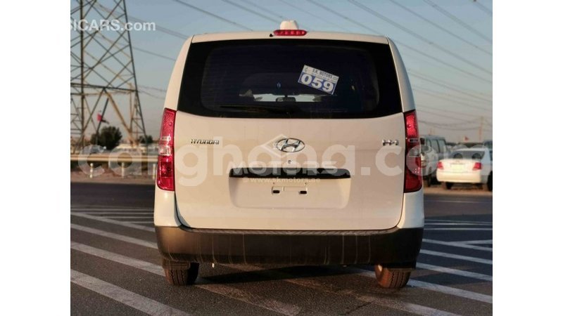 Big with watermark hyundai accent ashanti import dubai 15291