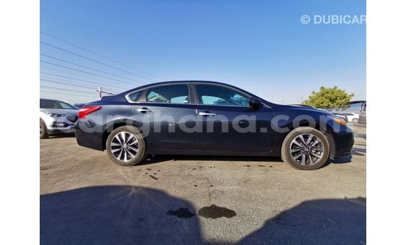 Sayi Imported Nissan Altima Blue Mota in Import - Dubai a Ashanti Sayi Imported Nissan Altima Blue Mota in Import - Dubai a Ashanti