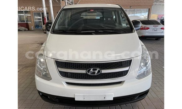 Buy Import Hyundai Accent White Car in Import - Dubai in Ashanti Buy Import Hyundai Accent White Car in Import - Dubai in Ashanti