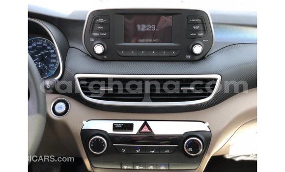 Buy Import Hyundai Tucson Green Car in Import - Dubai in Ashanti Buy Import Hyundai Tucson Green Car in Import - Dubai in Ashanti