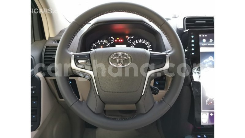 Big with watermark toyota prado ashanti import dubai 15327